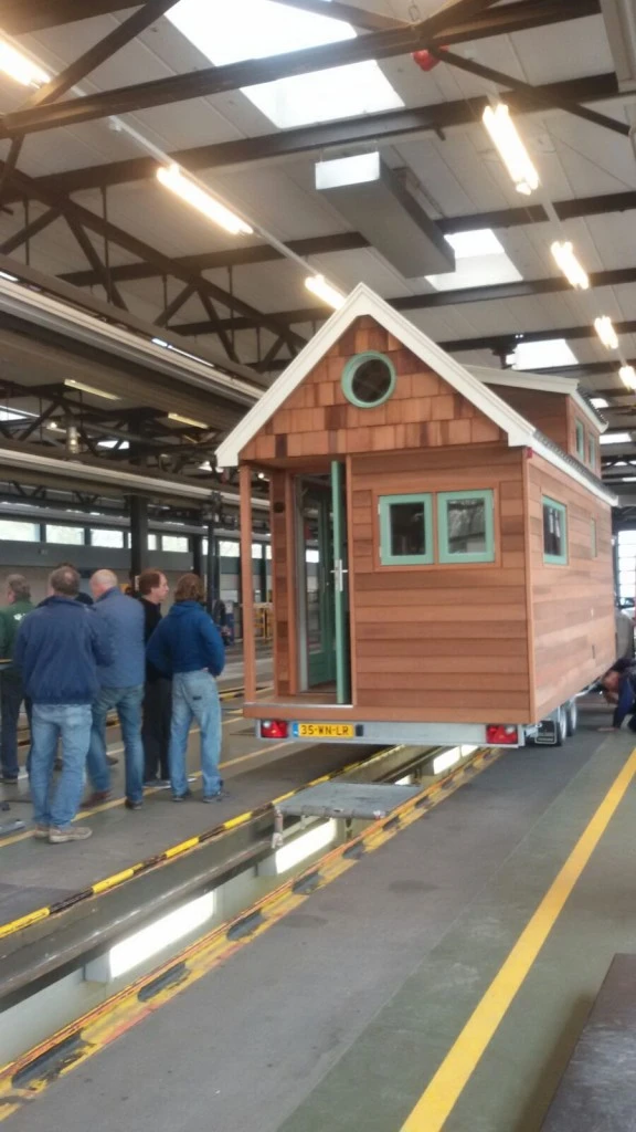 The tiny home measures 6.7 x 2.55 x 3.95 m (22 x 8.3 x 13 ft) and comprises a total floorspace of 15 sq m (161 sq ft)