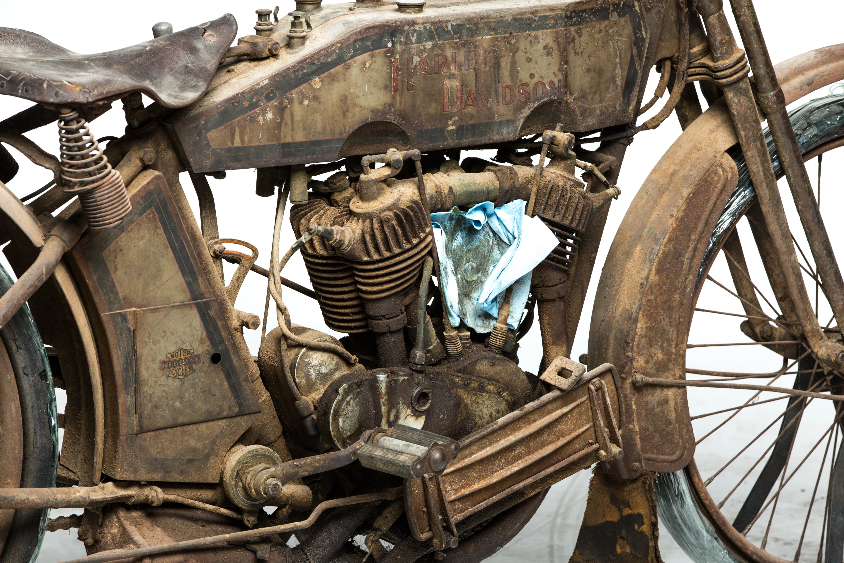 This 1915 twin-cylinder Harley-Davidson Model 11 is in very original condition,with original paint, much of the original pin-striping and an enamel license plate from 1925. It is estimated to fetch between $110,000 and $130,000