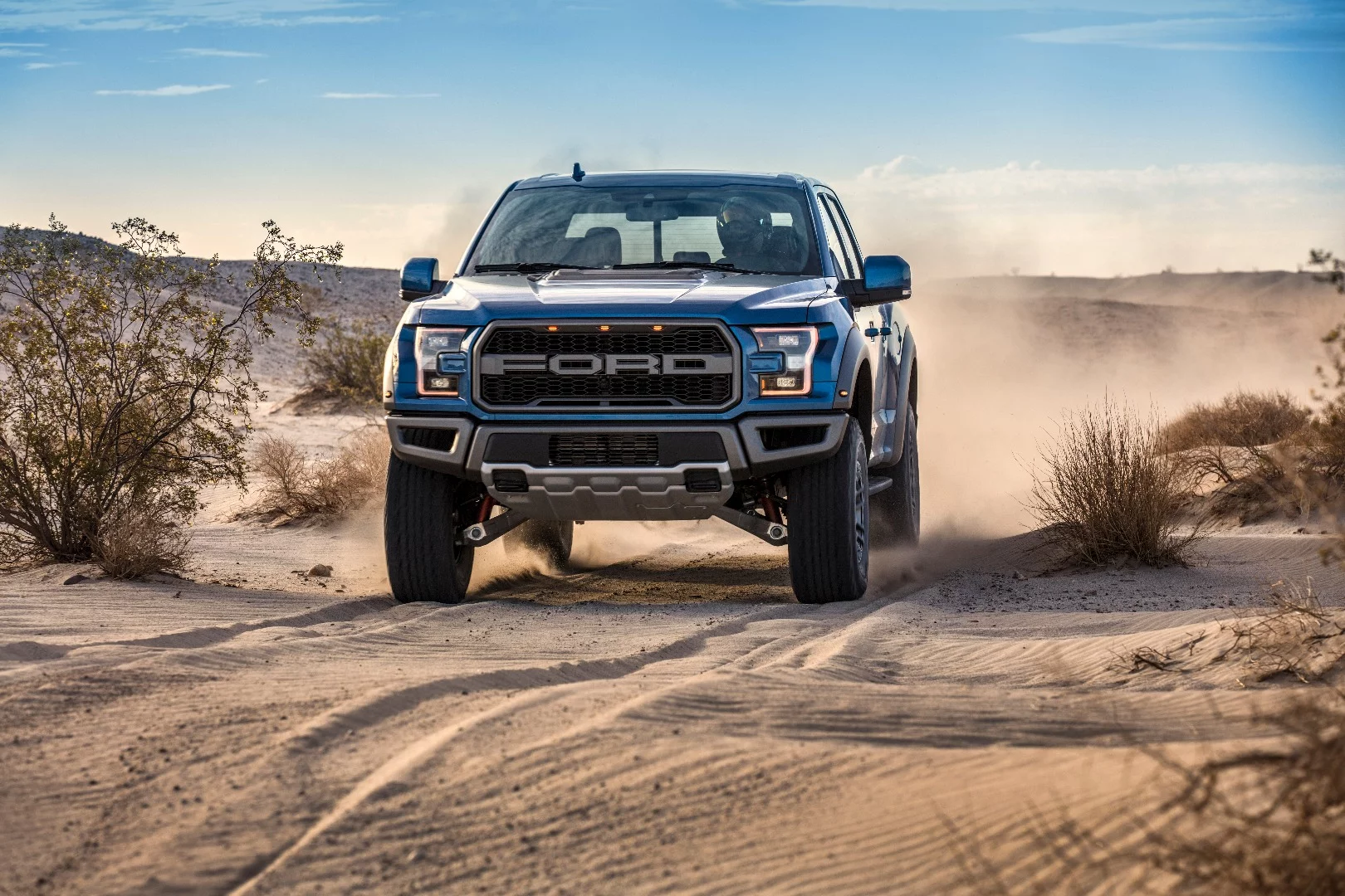 Ford teamed up with performance racing outfit Fox to give the Raptor’s suspension an electronic makeover