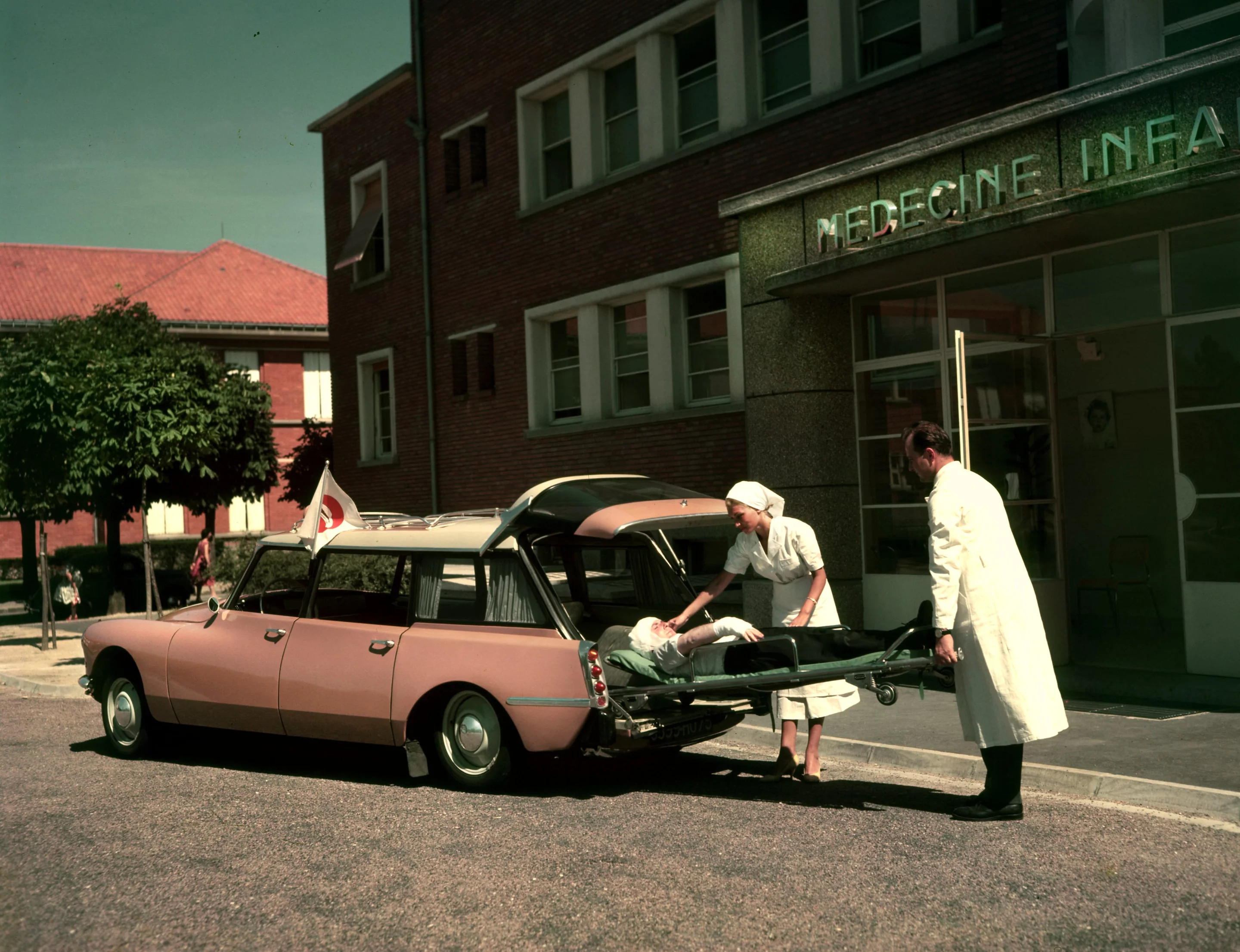 The original Citroen DS was manufactured from 1955 to 1975