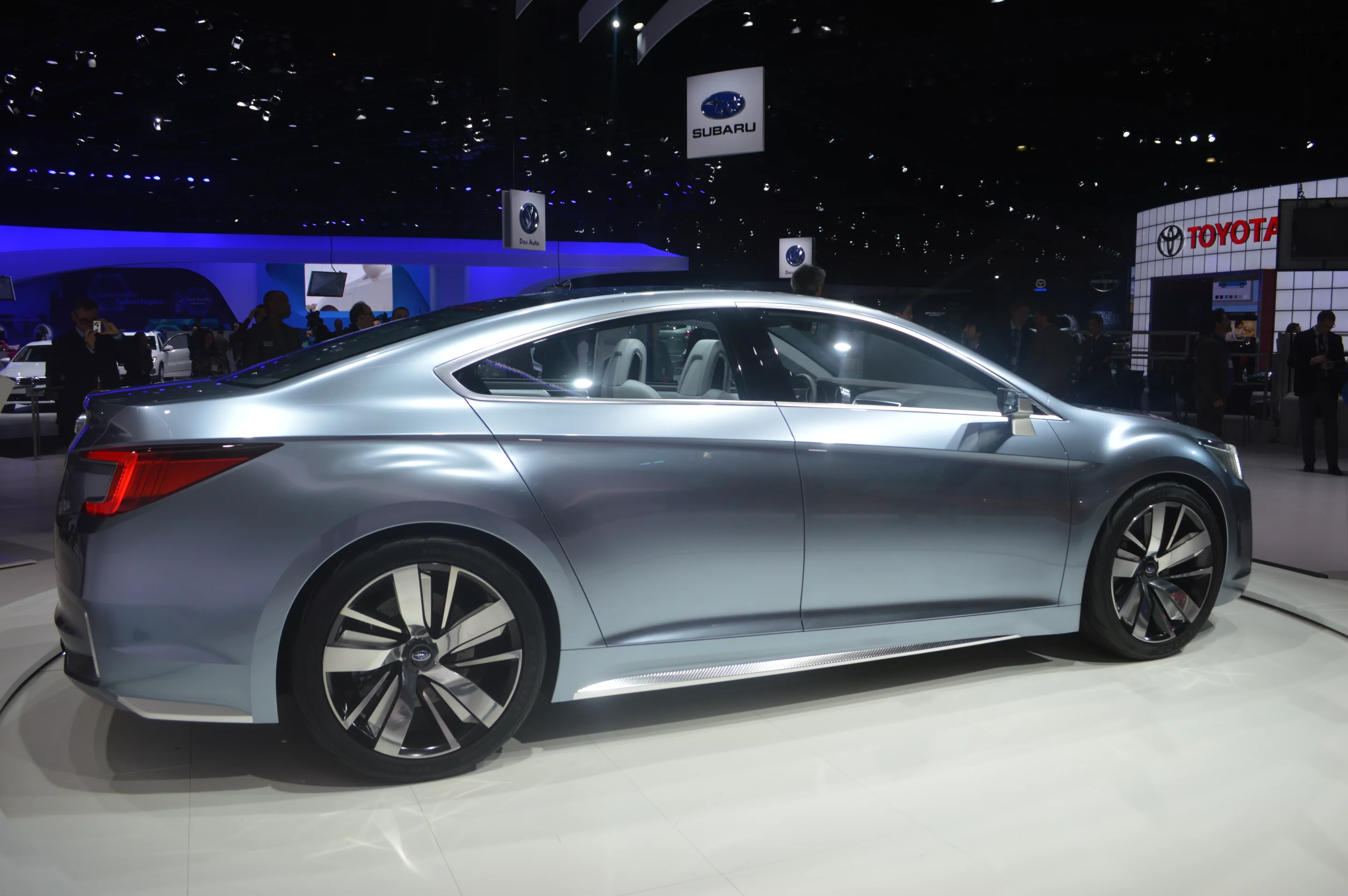 Subaru debuts the Legacy Concept in LA