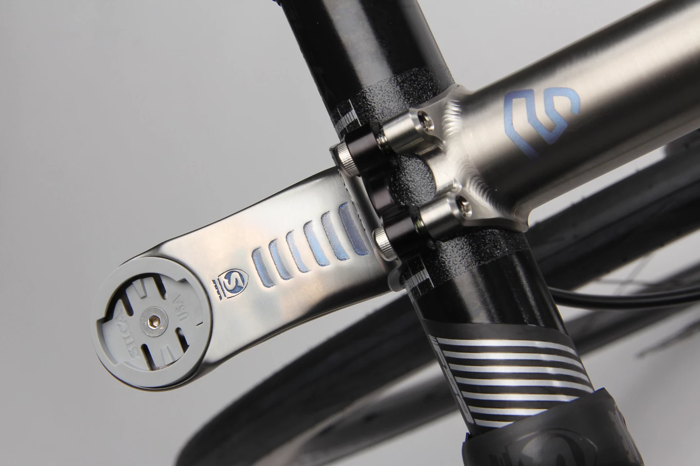 The Silca Mensola can be ordered to fit a variety of popular handlebar stems