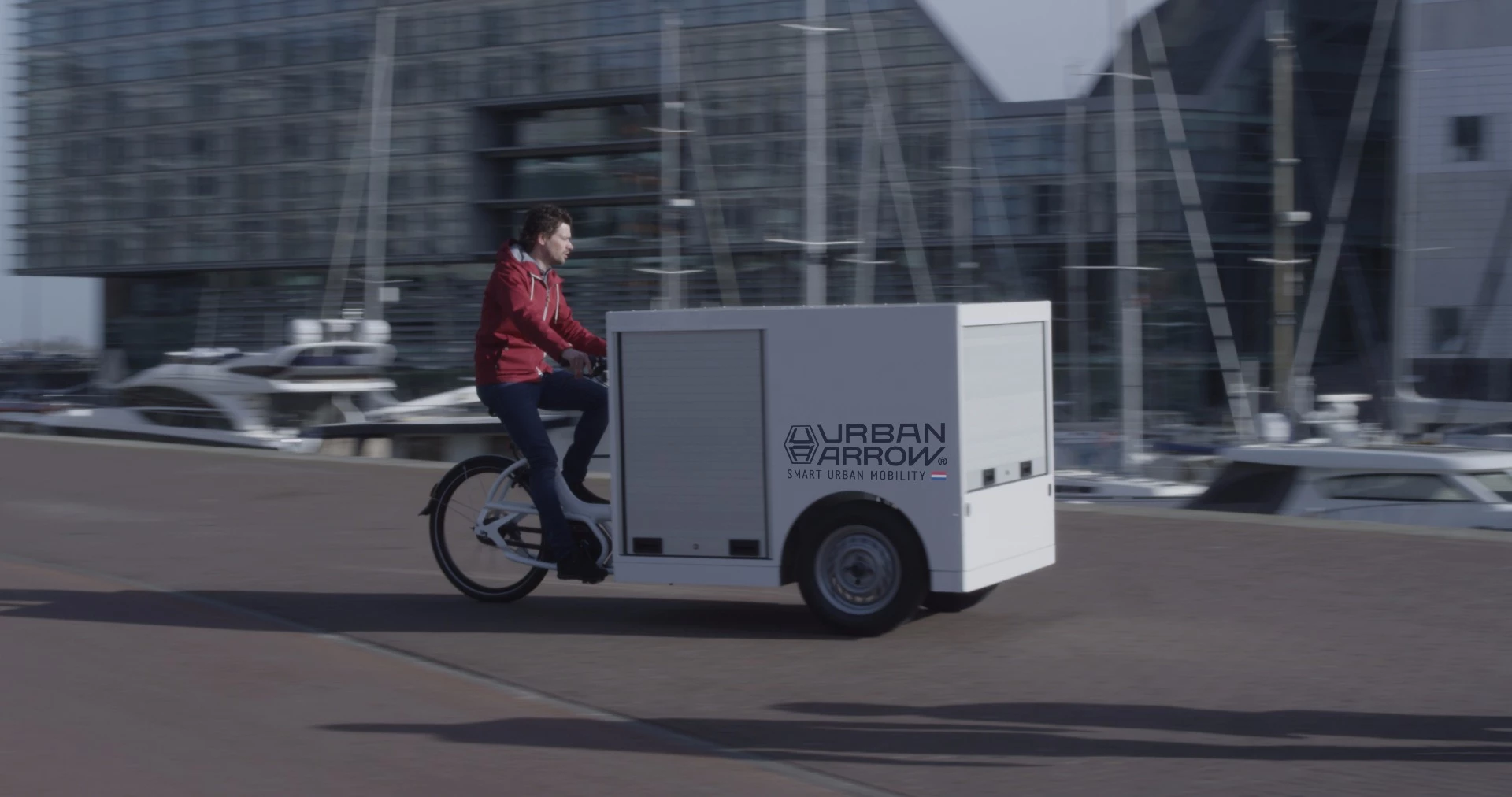 The Tender rider's pedalling power is augmented by a Bosch Performance CX motor, which is in turn powered by a Bosch battery pack