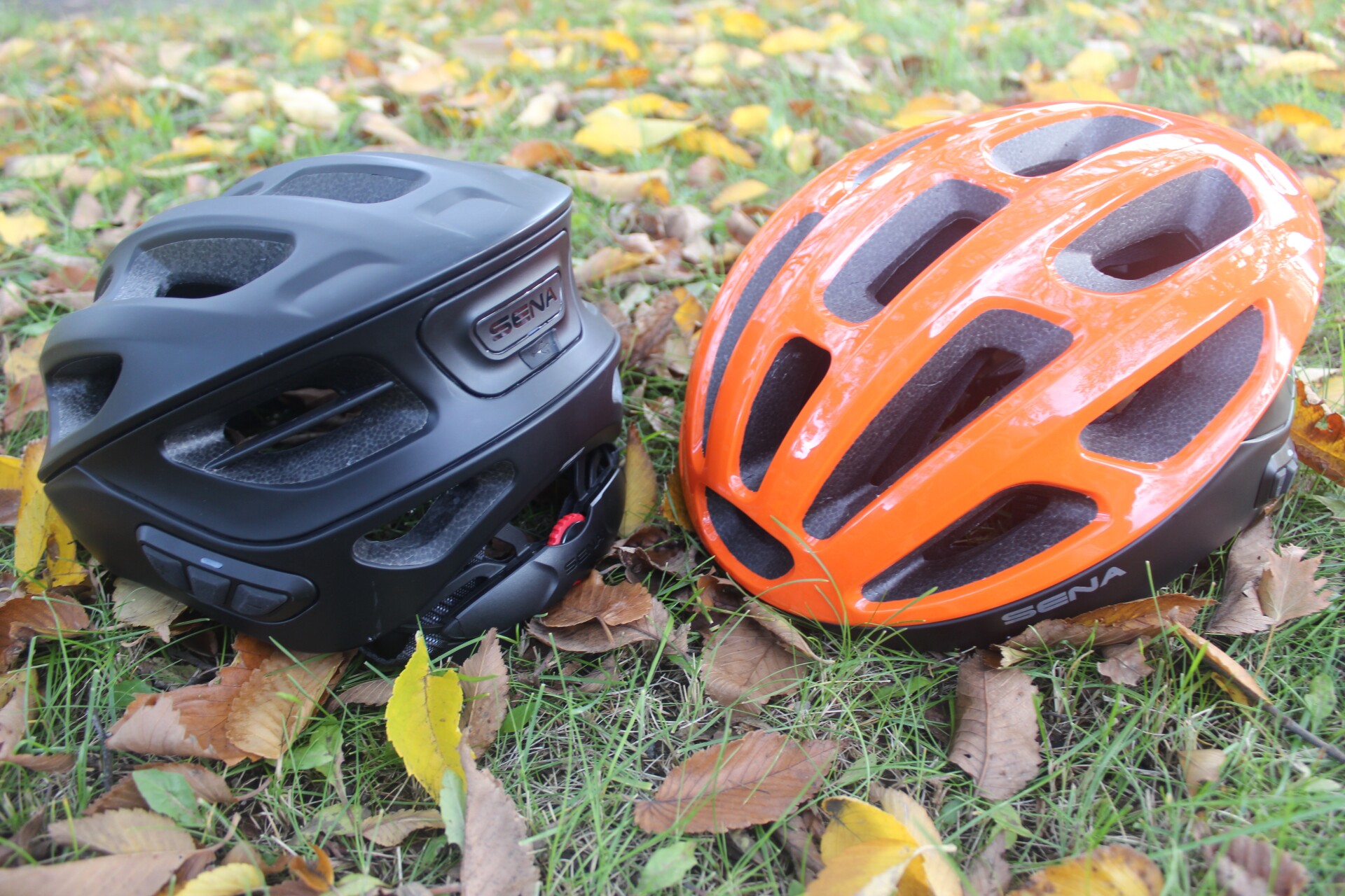 Review Sena R1 Bluetooth helmet will get cyclists talking