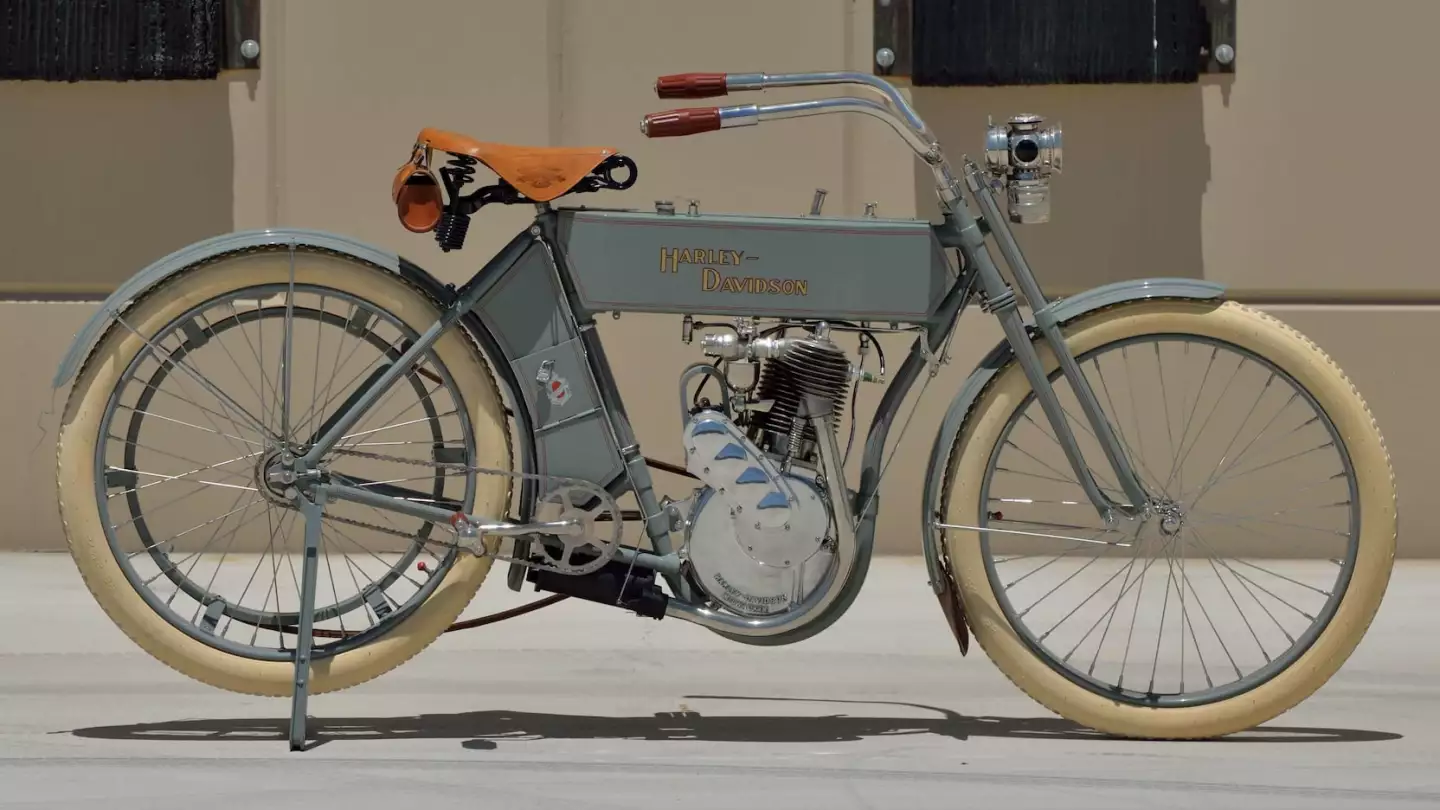 This matching-numbers 1910 Harley-Davidson Belt Drive Single is estimated to sell for between $80,000 and $100,000 as Lot S7 on Saturday morning 20 August at Mecum's Monterey Auction 2020