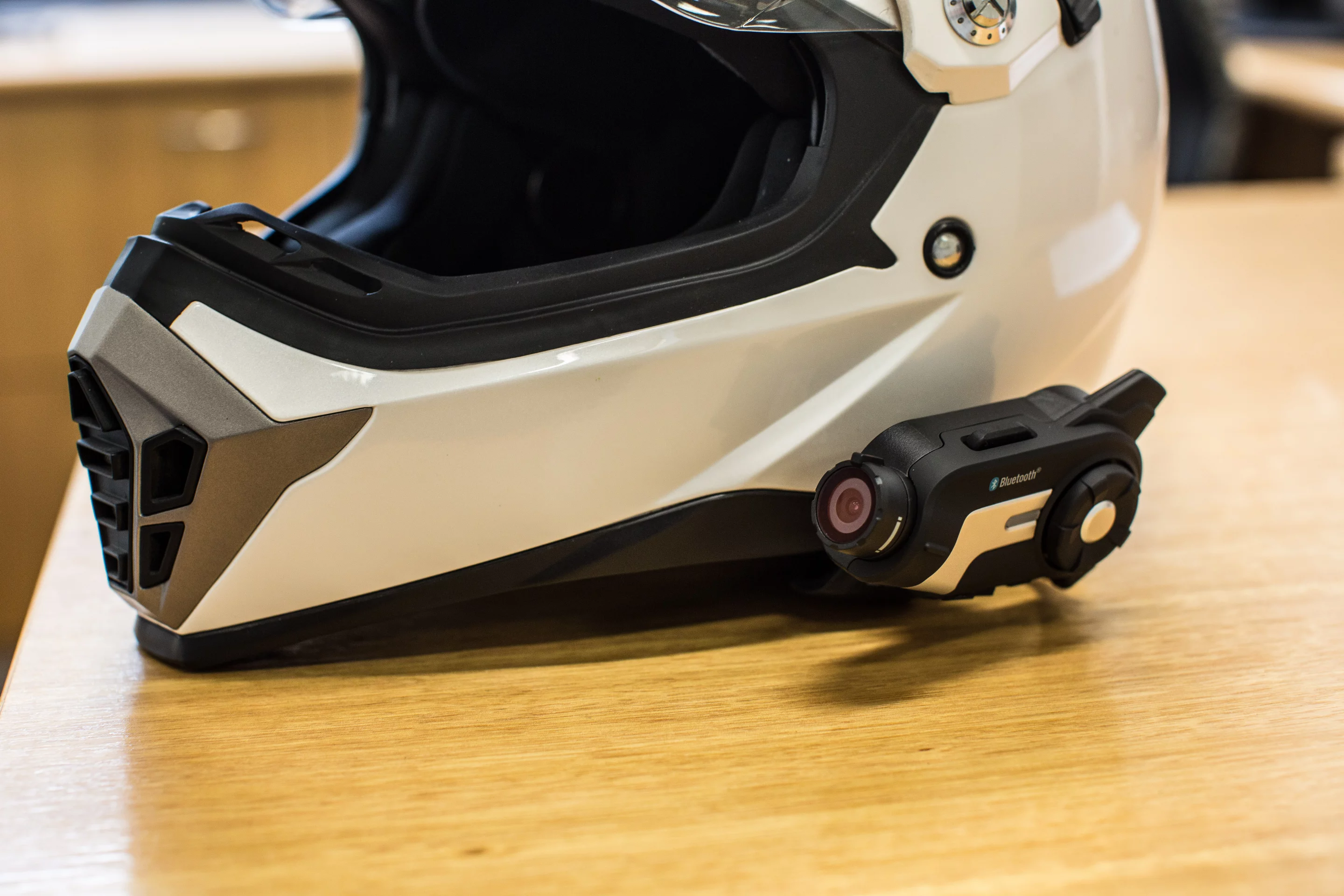 Sena's 10C - fits to just about any helmet in minutes. (Photo: Loz Blain/Gizmag.com)