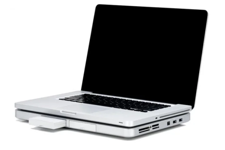 Zemno's DeskBook Pro portable docking station adds a stack of additional ports and connections to a laptop