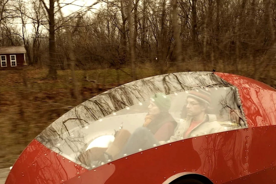 The Zeppelin features an electric motor which can reach a maximum speed of 25mph (40km/h)