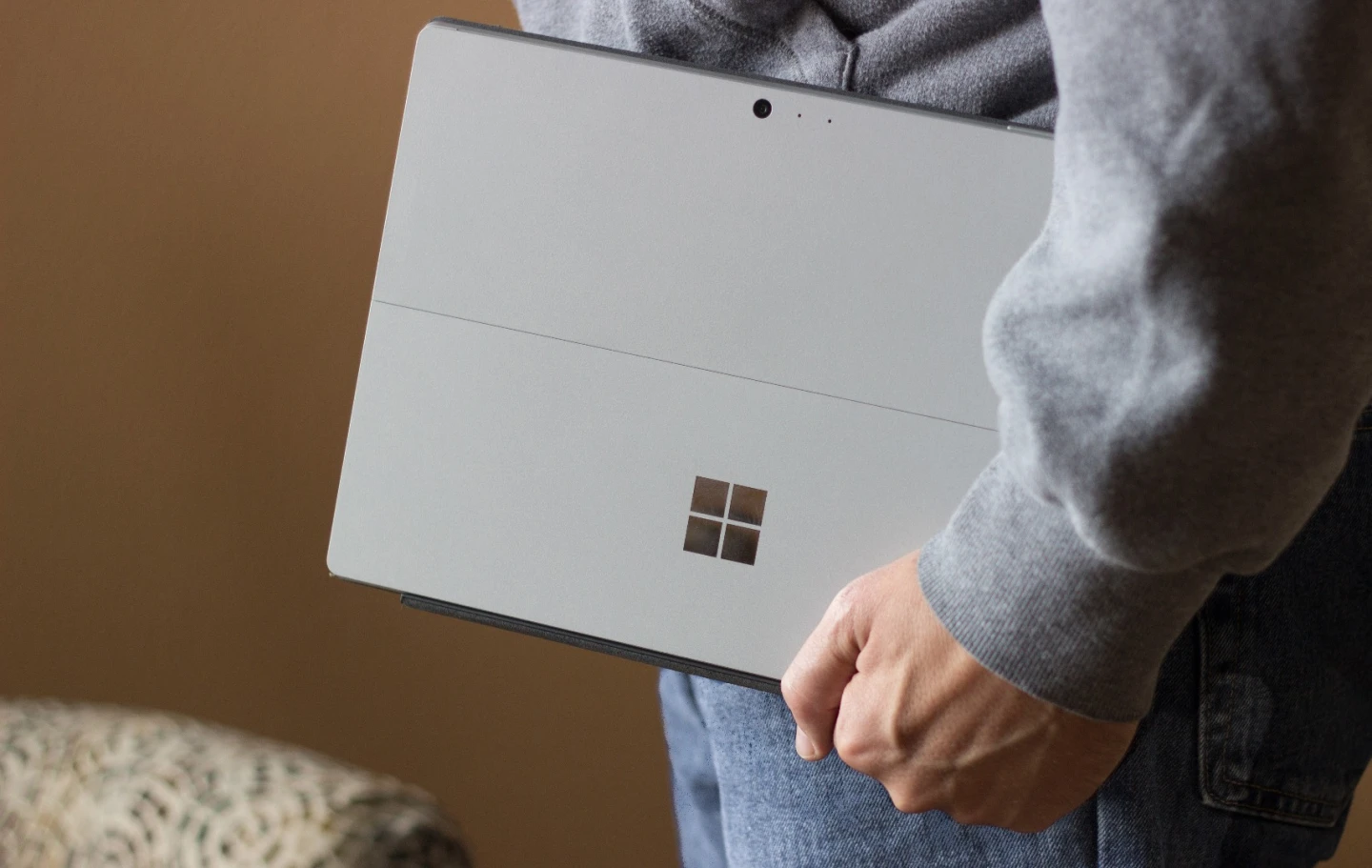 The Surface Pro 4 is a bigger and beefier product, but also lets you use desktop apps