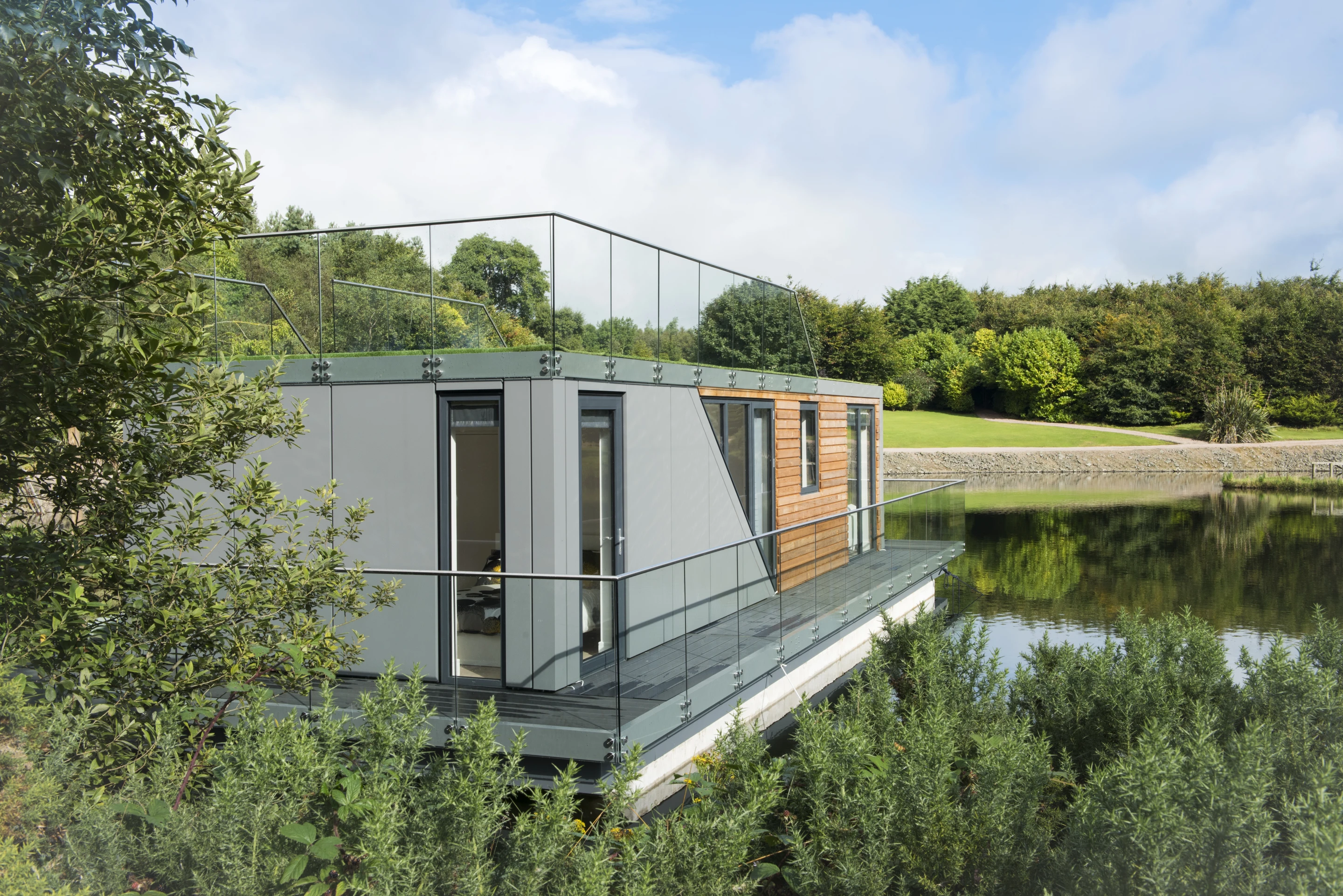 The goal of the recently-launched Bluefield Houseboats is to offer a luxurious living experience on the water