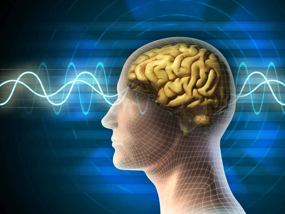 The US Department of Defense is pushing for the development of cheap, wearable systems that can detect the brain waves of people and display the data on smartphones or tablets (Image: Shutterstock)