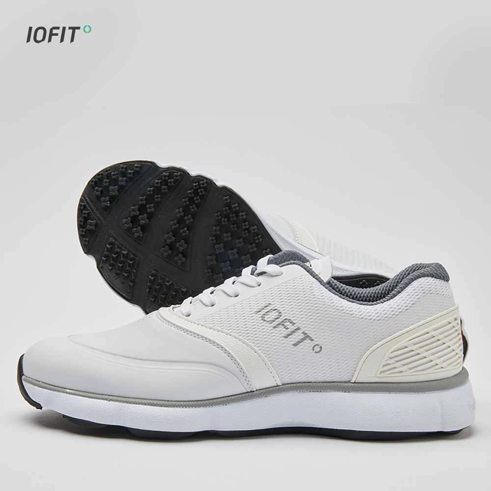 The shoes use inbuilt pressure sensors to measure weight distribution