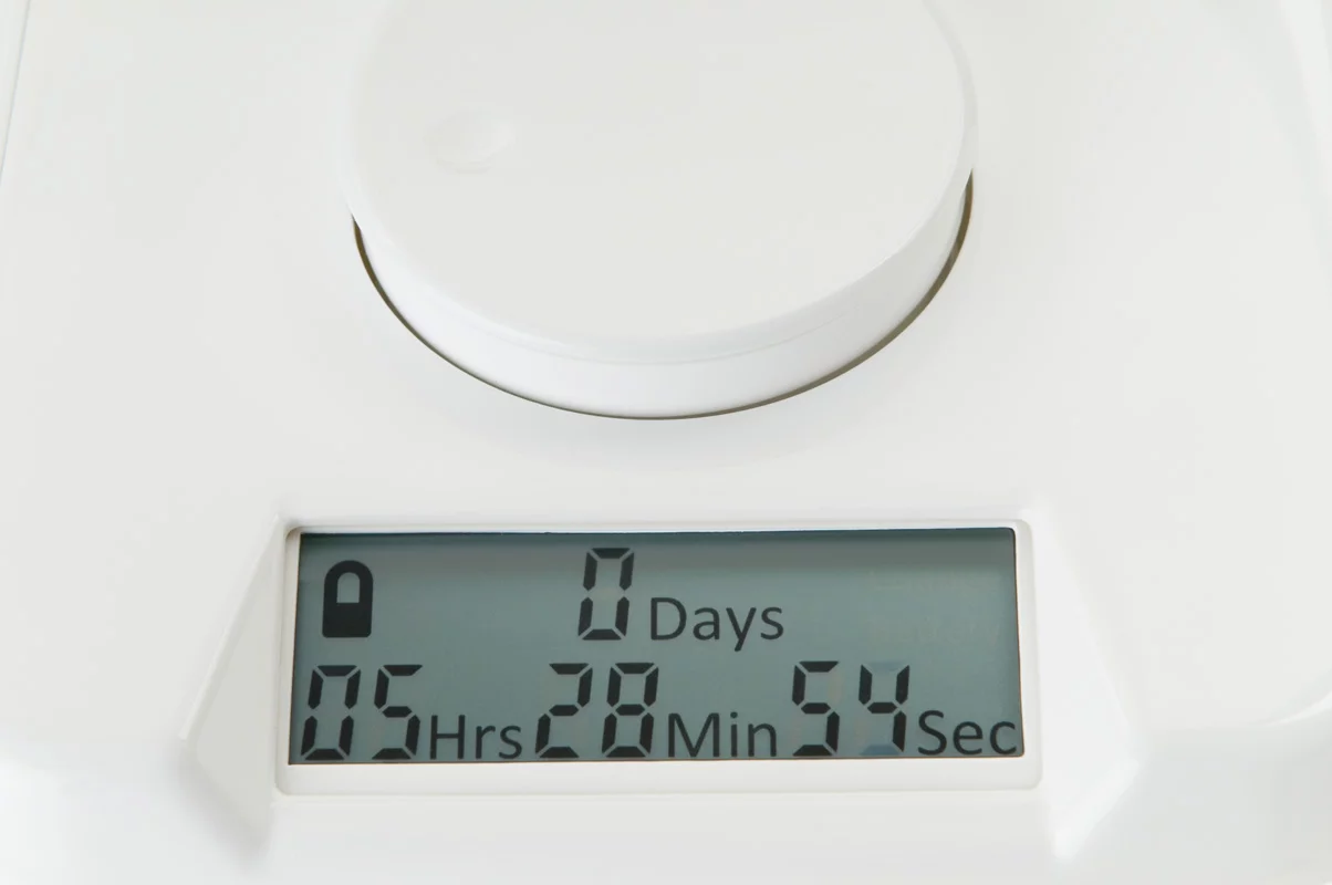 Once an item is locked inside, there is absolutely no way of opening the Kitchen Safe until the timer reaches zero