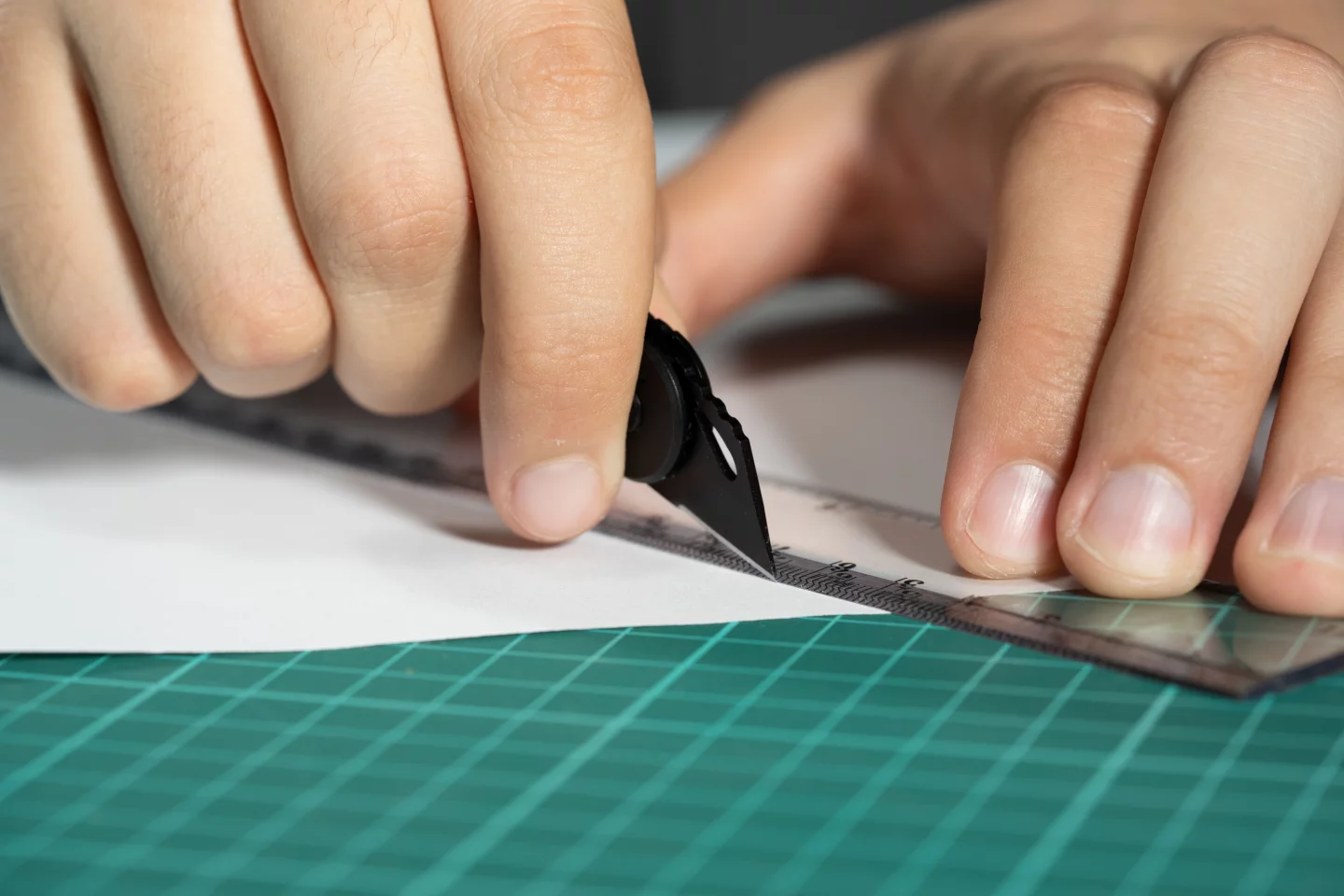 While small, the TinyBlade still has enough of a grippy handle to make it functional