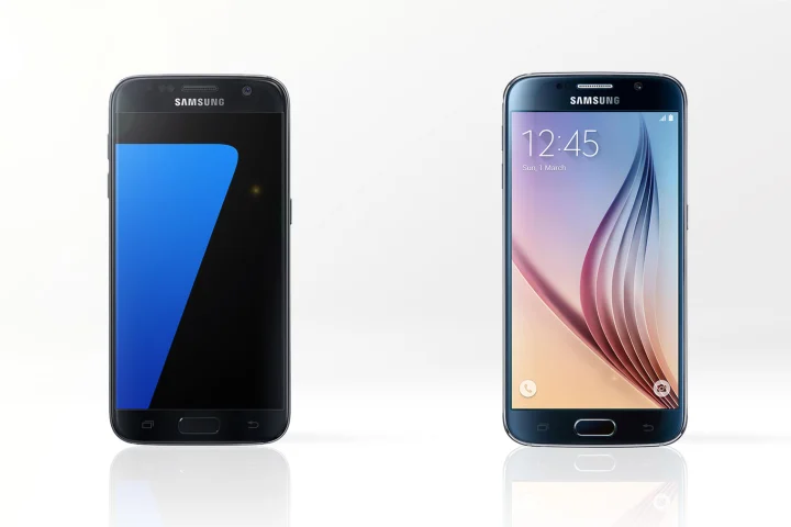 To upgrade or not? Gizmag compares the features and specs of the new Samsung Galaxy S7 (left) and last year's Galaxy S6