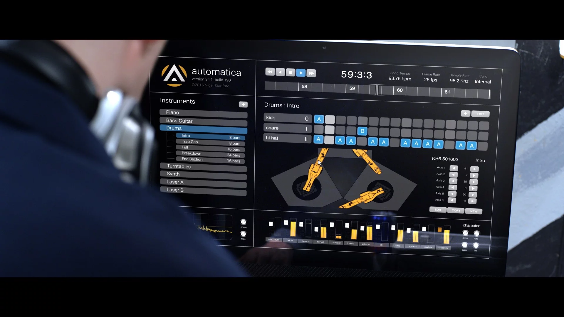 Still from Automatica