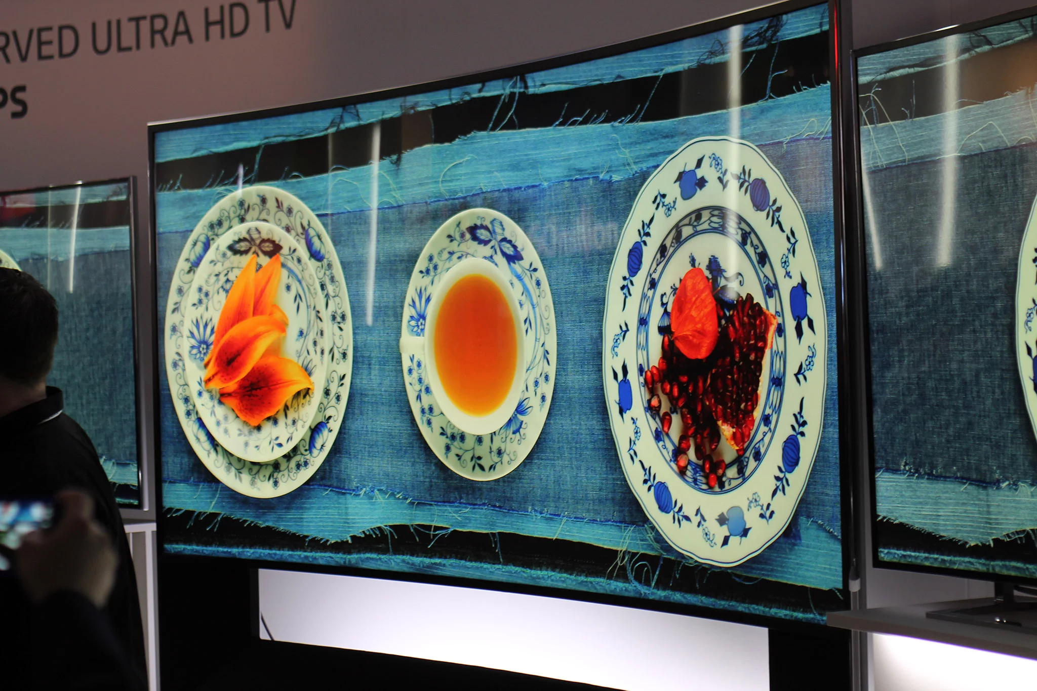 LG's 105-in curved OLED TV at CES
