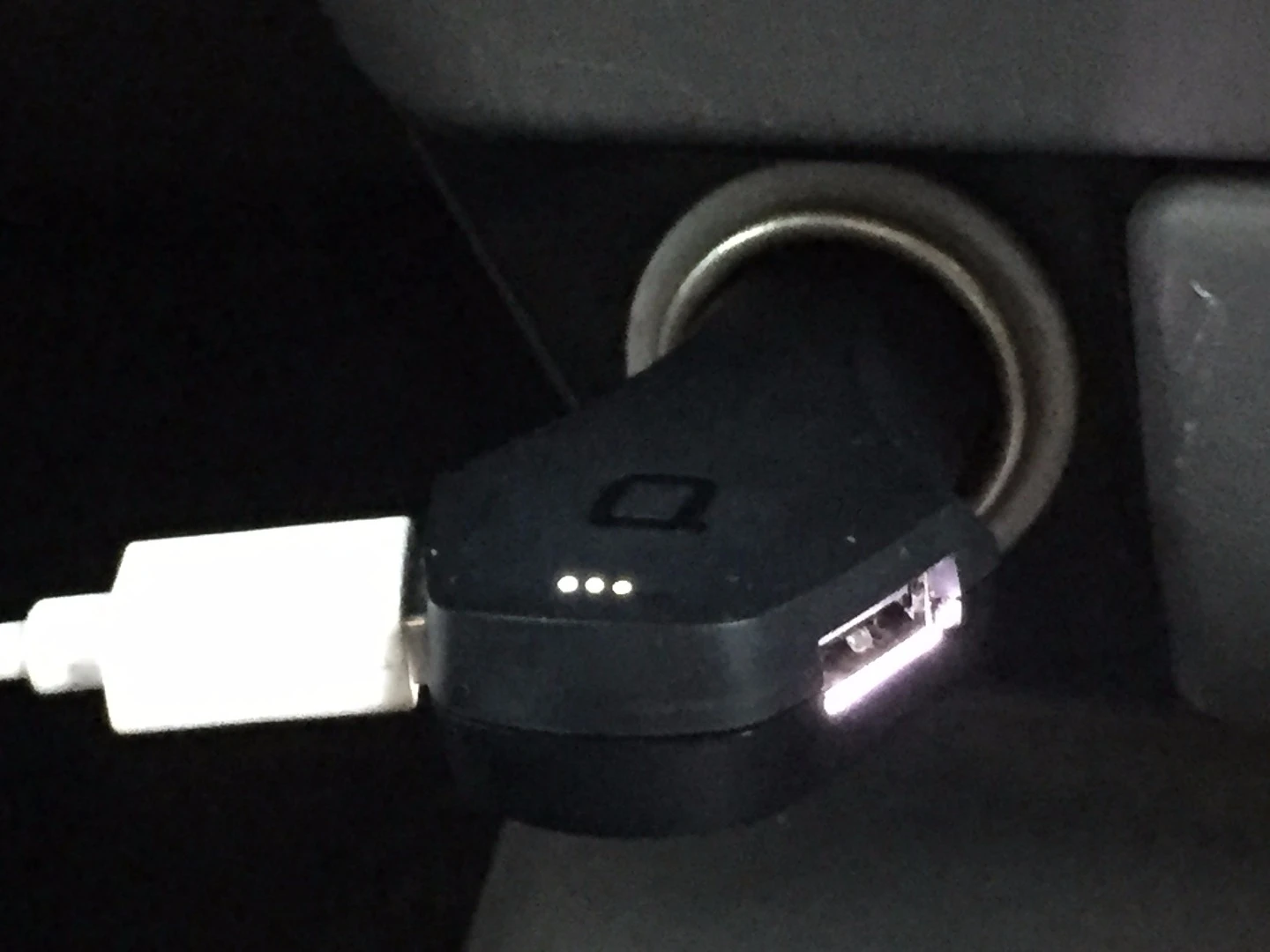 Zus smart car charger close up showing LED details
