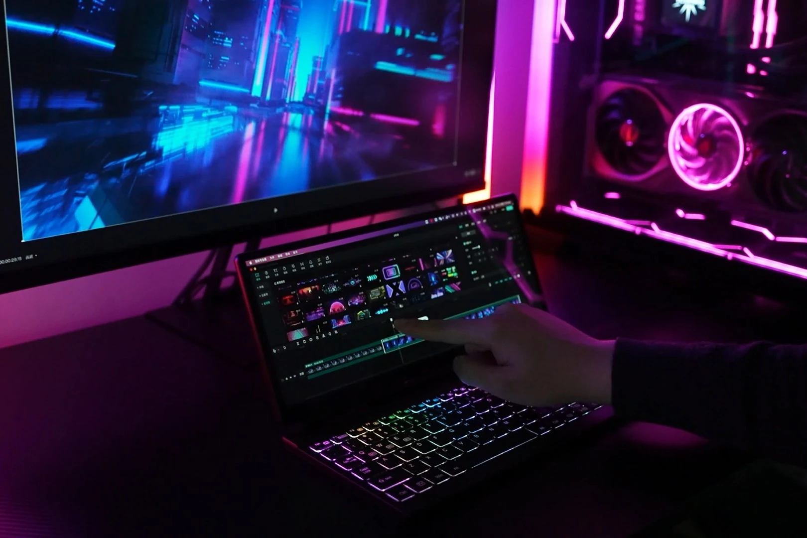 The KeyGo Gen2 has a fully interactive touch screen