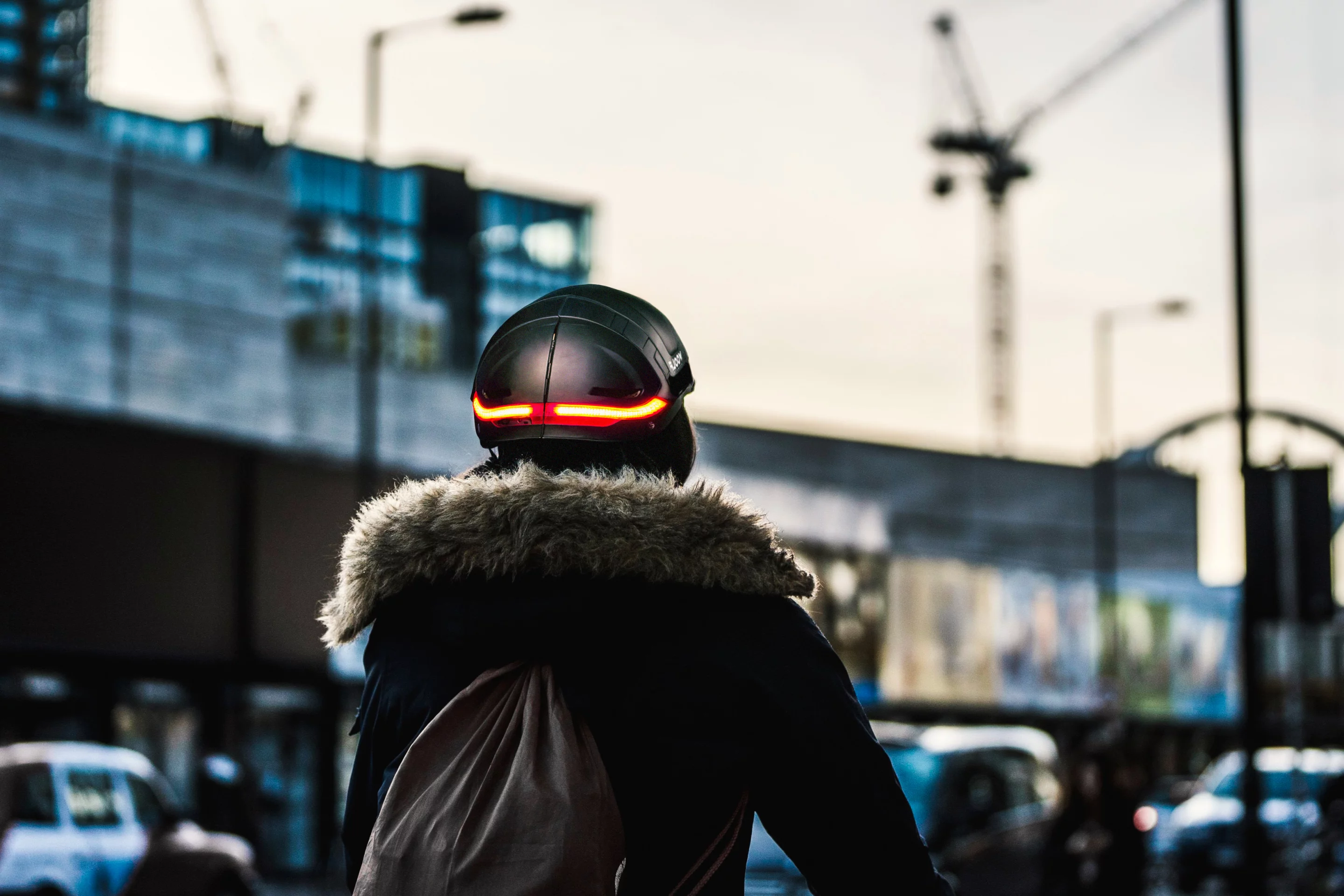 The rear LEDs serve as running lights, turn indicators, and a brake light