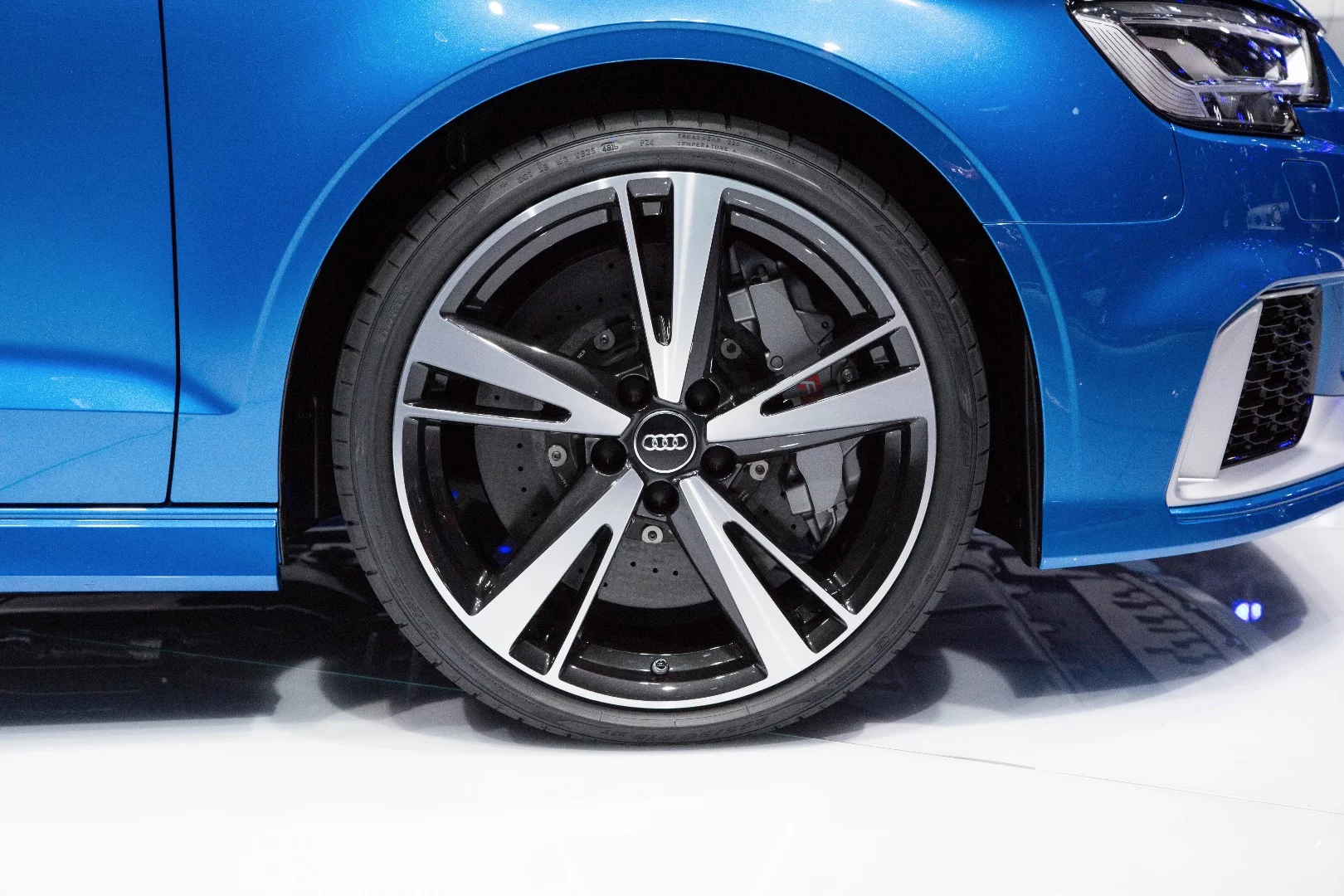 Big RS brakes hold the five-cylinder Audi RS3 back