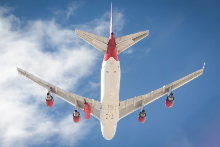 Virgin Orbit's Cosmic Girl mothership in action