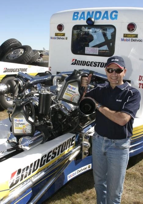 "The Bandag Bullet requires an oil that can handle high temperatures and provide instant lubrication to all parts of the diesel engine. I believe I get that from Mobil Delvac - it gives me confidence knowing that I'm using a high performance engine oil th