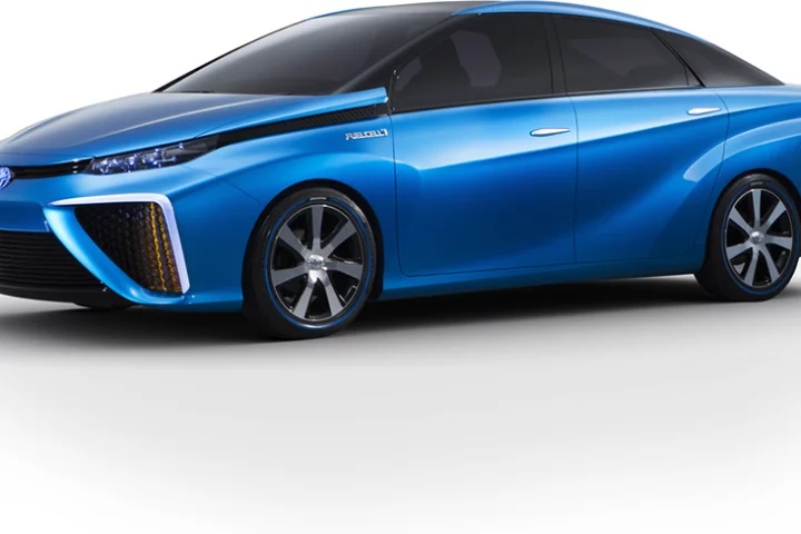 Toyota has announced its intention to begin selling fuel cell vehicles from 2015