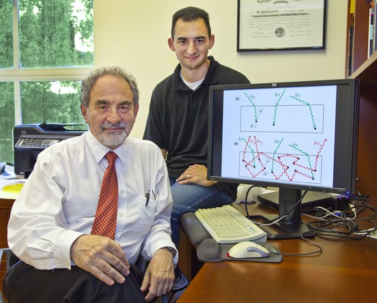 Eli Yablonovitch and Owen Miller, who worked out the theory for the new solar cell (Photo: Eli Yablonovitch)