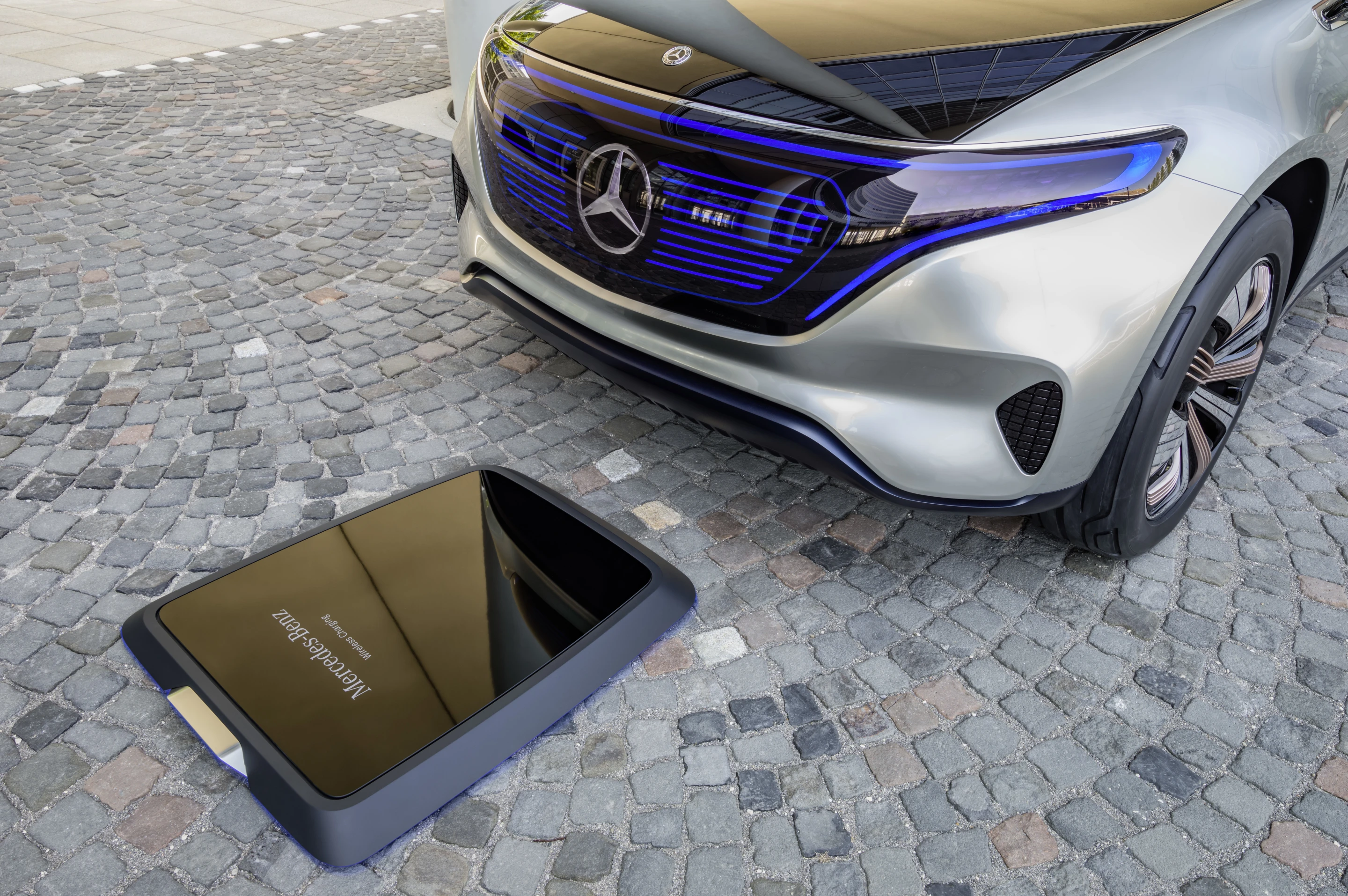 Mercedes Generation EQ wireless charging