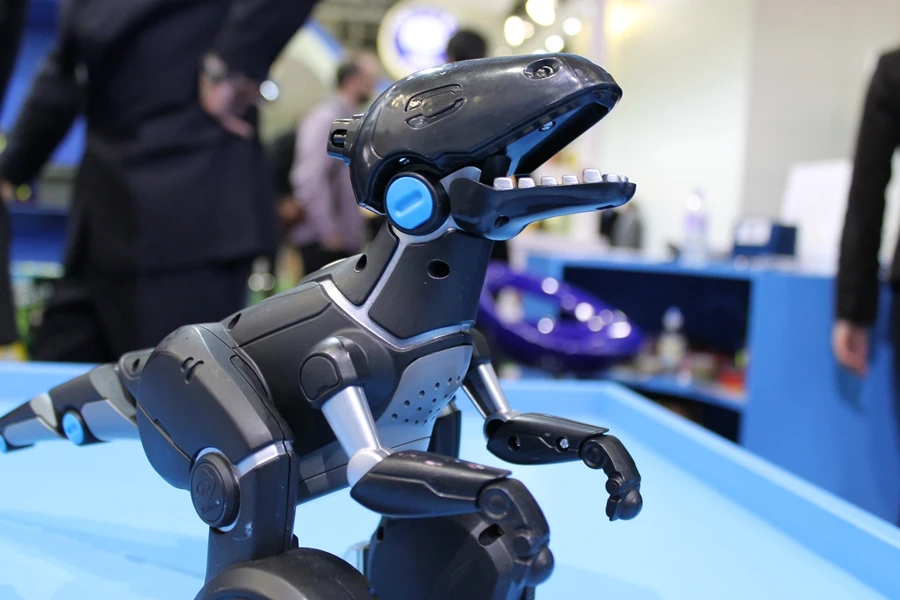 It is said to have an "evolving intelligence and personality" (Photo: Stu Robarts/Gizmag)