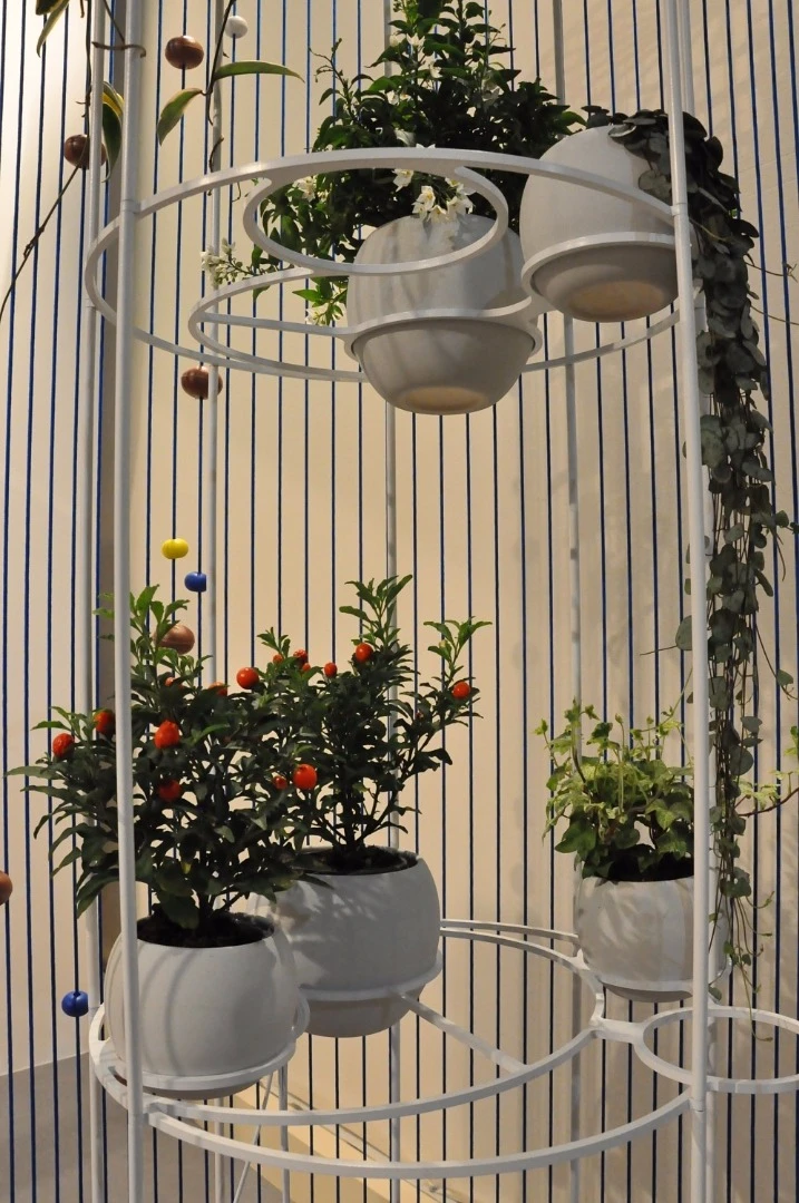 Colorful circular green gardens by Alessandra Meacci
