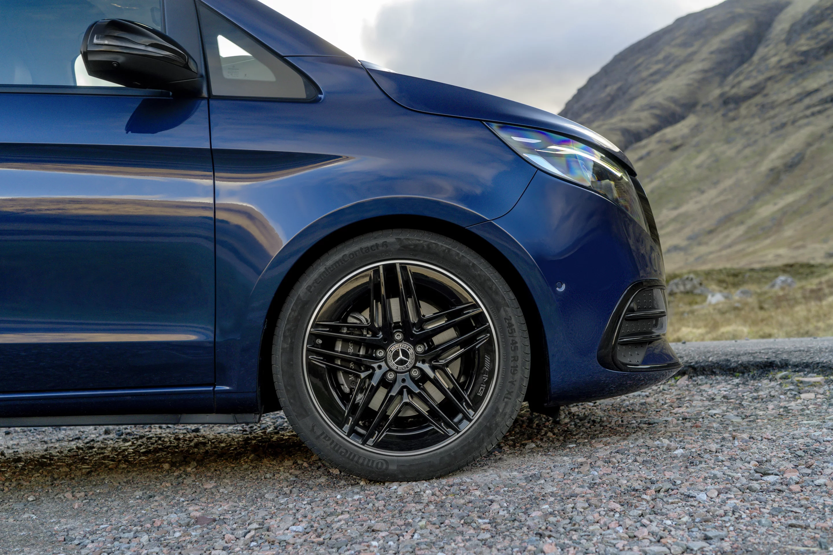 Mercedes offers a number of different Marco Polo colors and various light alloy wheel options