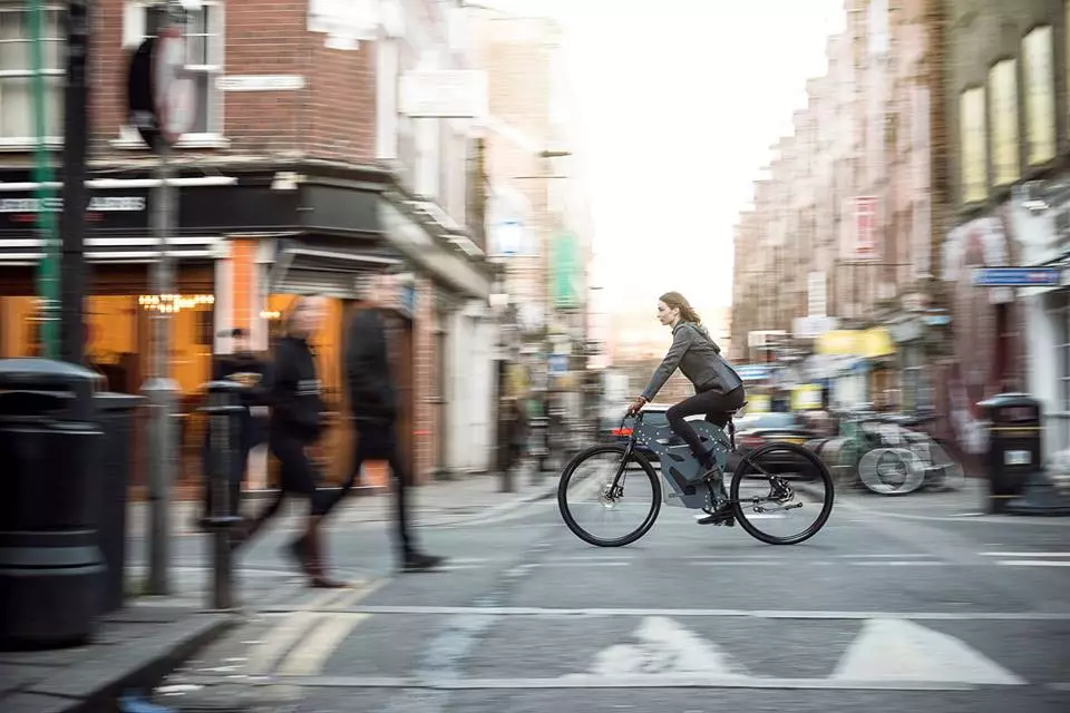 The Trayser has an assisted top speed of 15.5 mph (25 km/h)