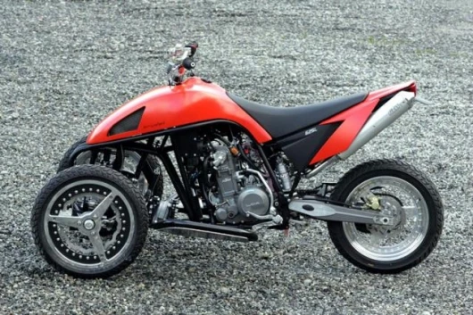 Click image to enlargeThe Brudeli 625L Leanster - image by Rune Baashus