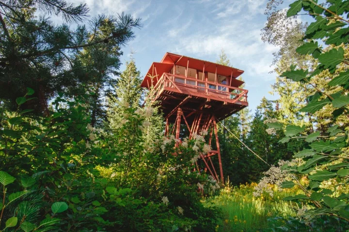 Crystal Peak Lookout is currently available to rent on Airbnb