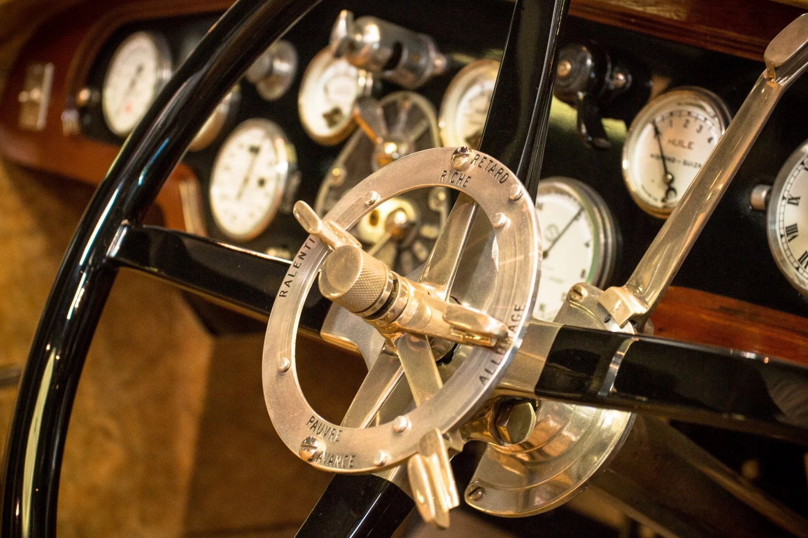 1922 Hispano-Suiza H6B Skiff-Torpedo: ignition advance/retard wheel took pride of place on the steering wheel and did nothing to stop this car from reminding you of a boat.