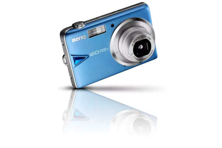 BenQ's new E1260 HDR wide angle 12 megapixel compact allows users to easily capture amazing images no matter the lighting conditions