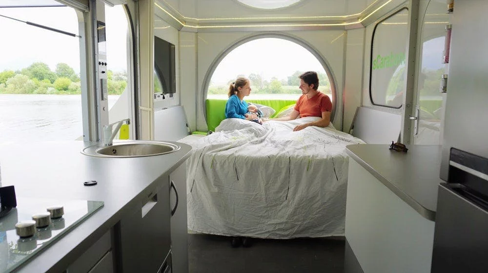 In addition to its two bedrooms, the sCarabane has a convertible dinette