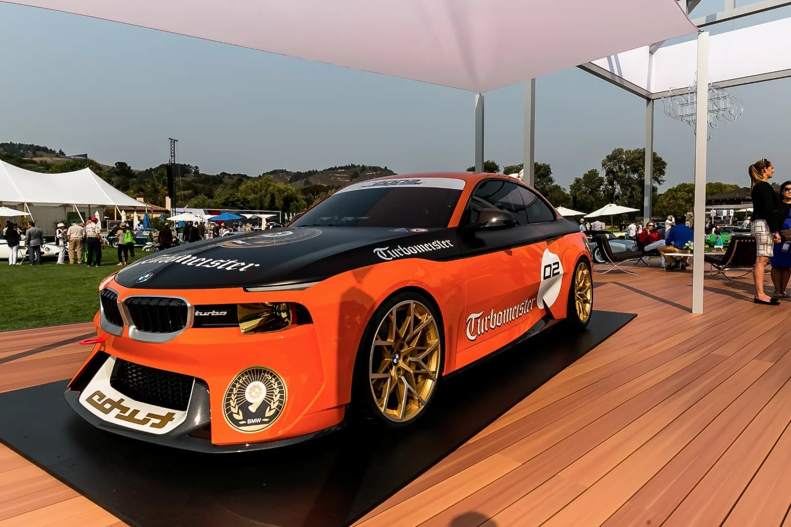 The turbo motif on the splitter is an unashamed throwback