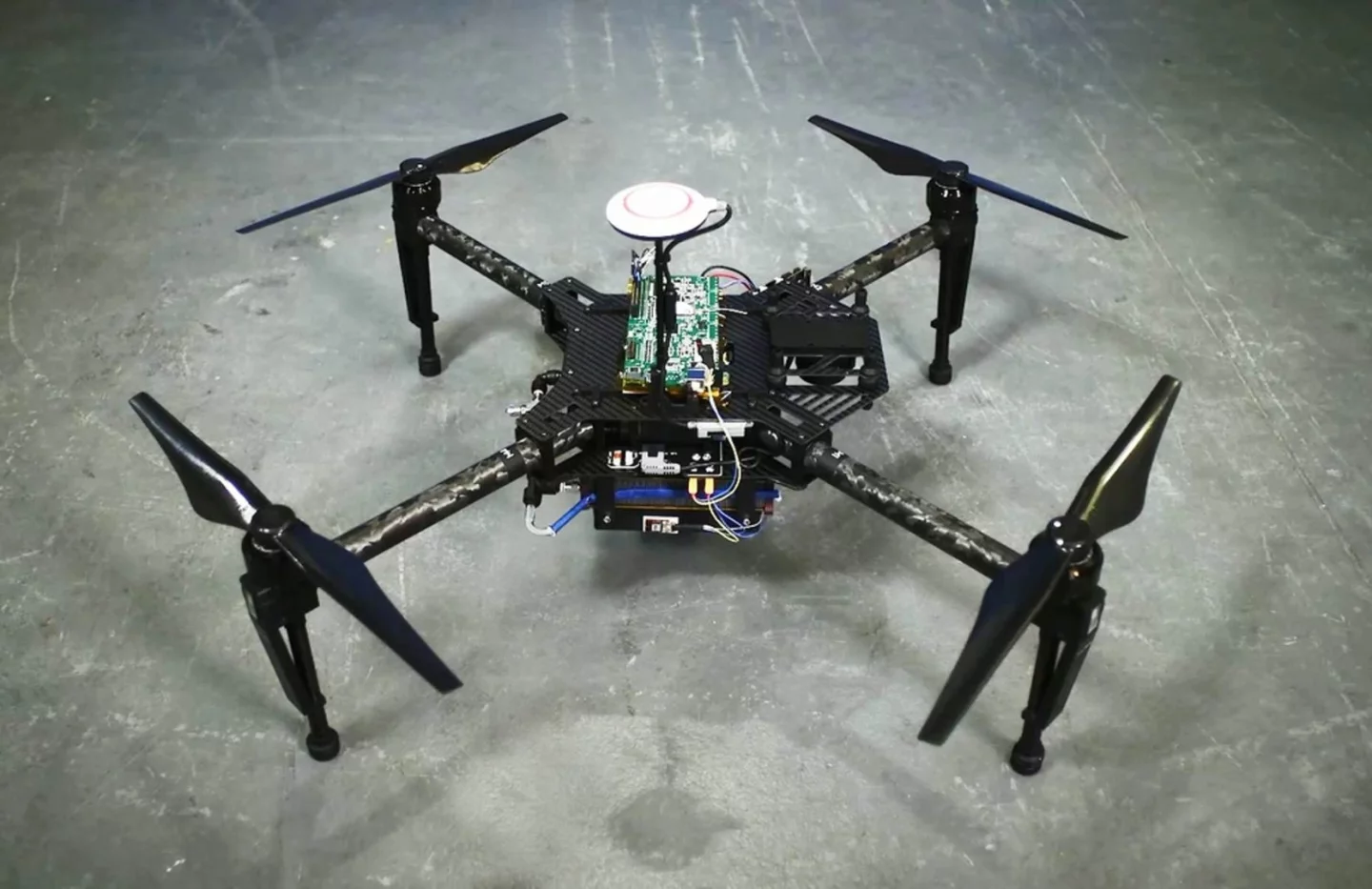 Intelligent Energy's fuel cell range extender could let drones fly for hours