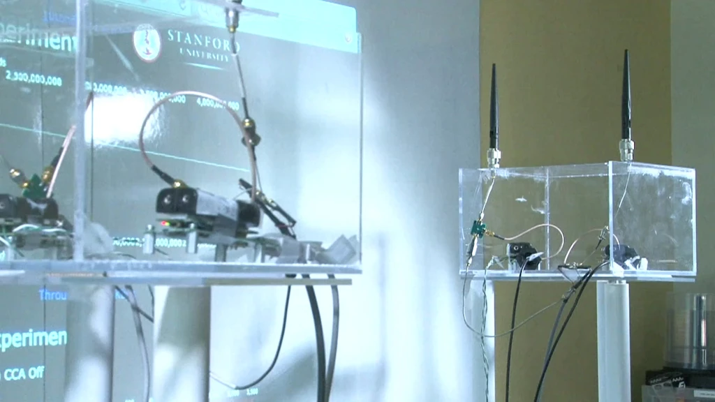 The full duplex radio with two transmitting antennas that cancel each other out at the receiving antenna