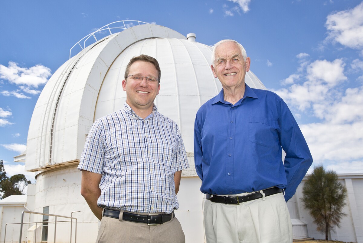 Lead researcher Dr Stefan Keller (left) and team member Professor Mike Bessell (Photo: David Paterson, ANU)