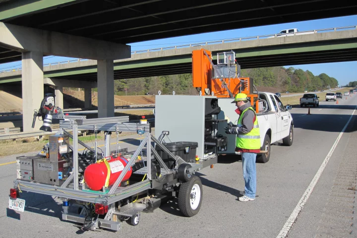 GTRI's prototype automatic pavement crack detection and repair system
