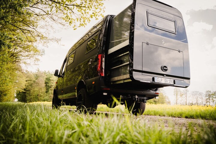 StarVan's patented sleeping pod can be pulled out manually or optionally motorized, extending the Sprinter's length by nearly 4 ft while also freeing up space inside