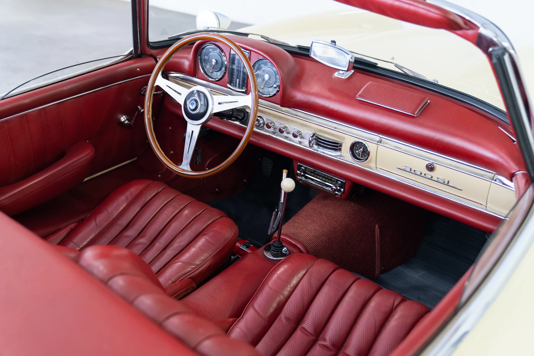 1961 Mercedes-Benz 300 SL Roadster | Gooding & Company | Geared Online | 7 August 2020 | Lot 34 | Estimate: $850,000 to $950,000 | Official Gooding & Co Auction Page