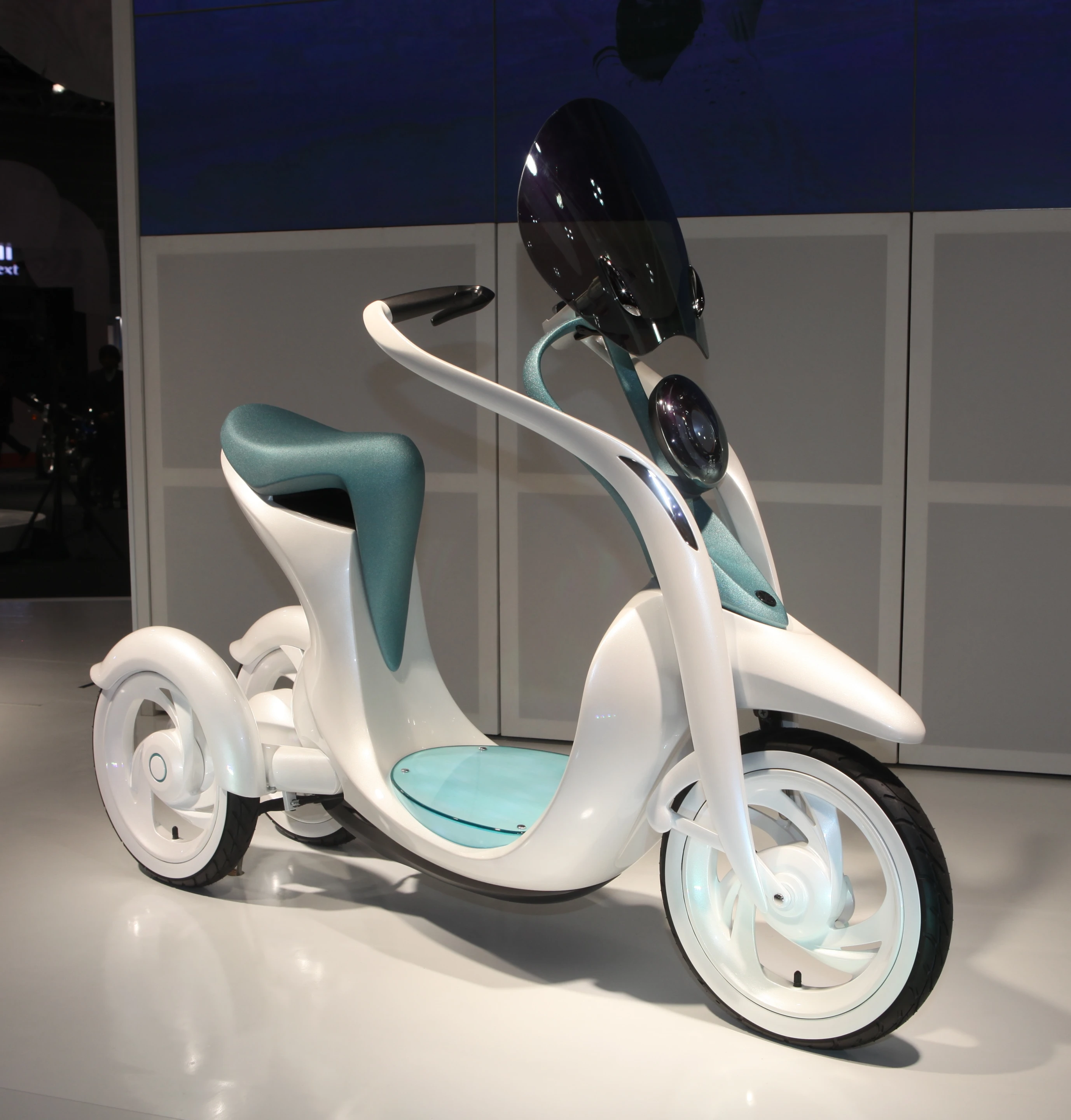 The Yamaha EC-Mui on display in Tokyo