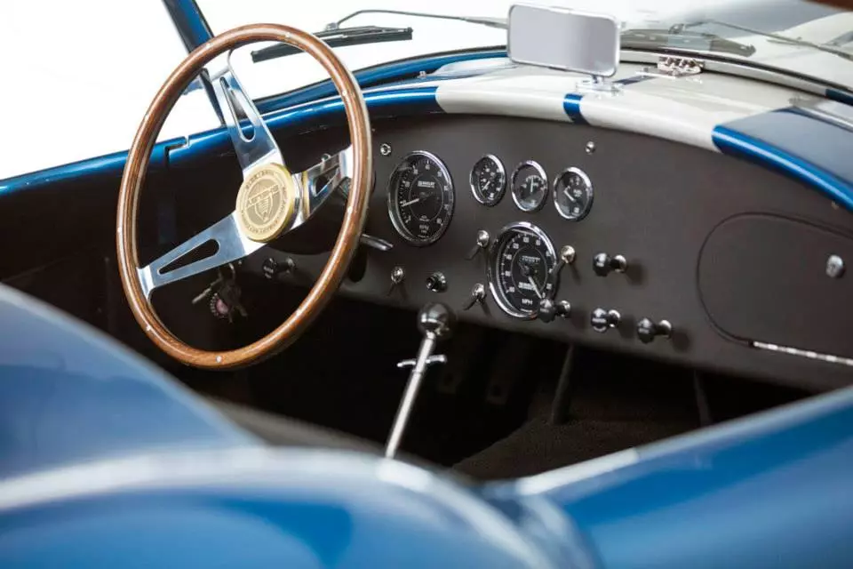 Each continuation Cobra will be painted Guardsman Blue with Wimbledon White stripes, equipped with a premium black leather interior and other special touches and the car will make it's public debut at the Barrett-Jackson Auction in Scottsdale, Arizona on January 12, 2015.