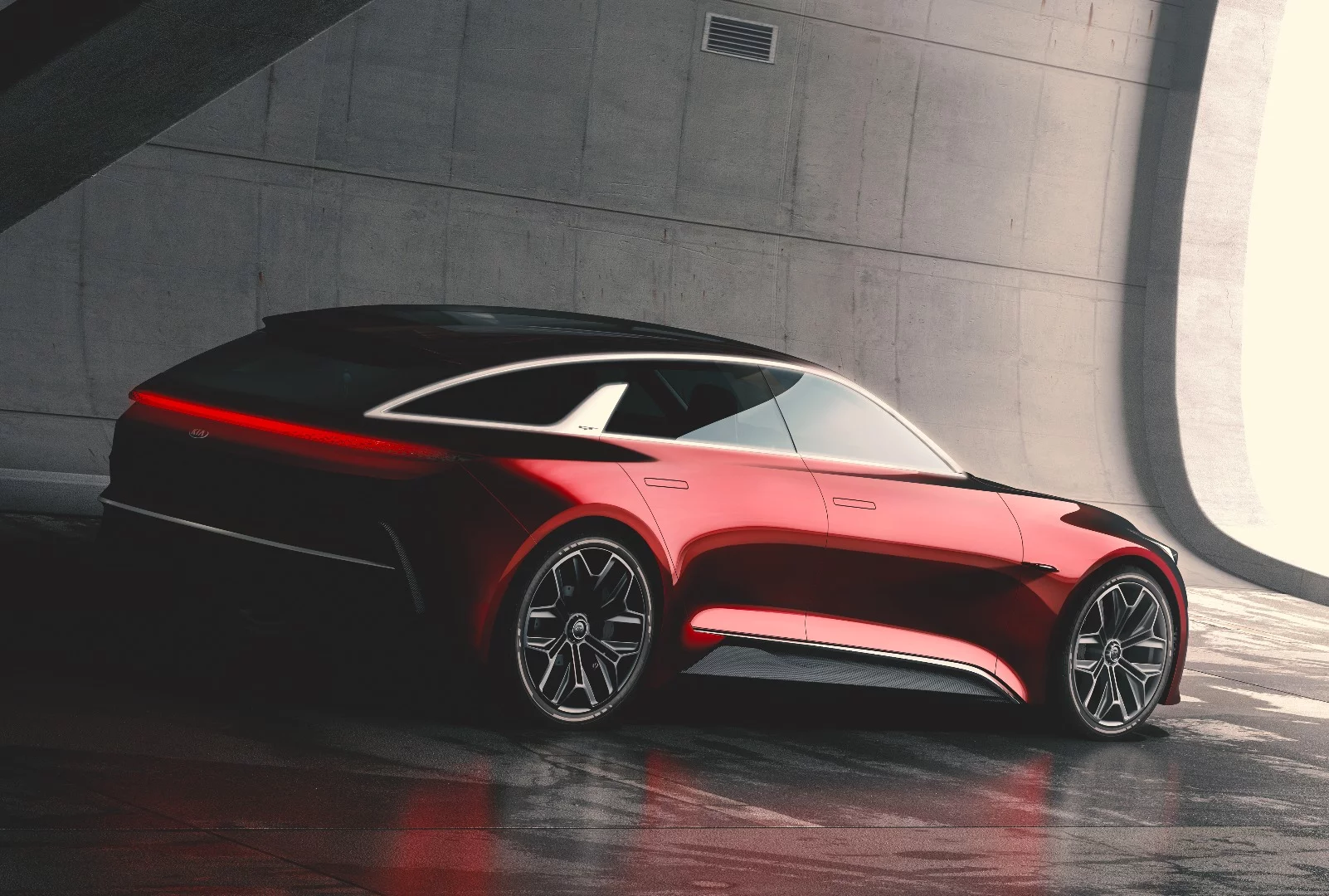 Kia's original teaser image had us thinking we were going to see a special wagon, and the Proceed Concept followed through