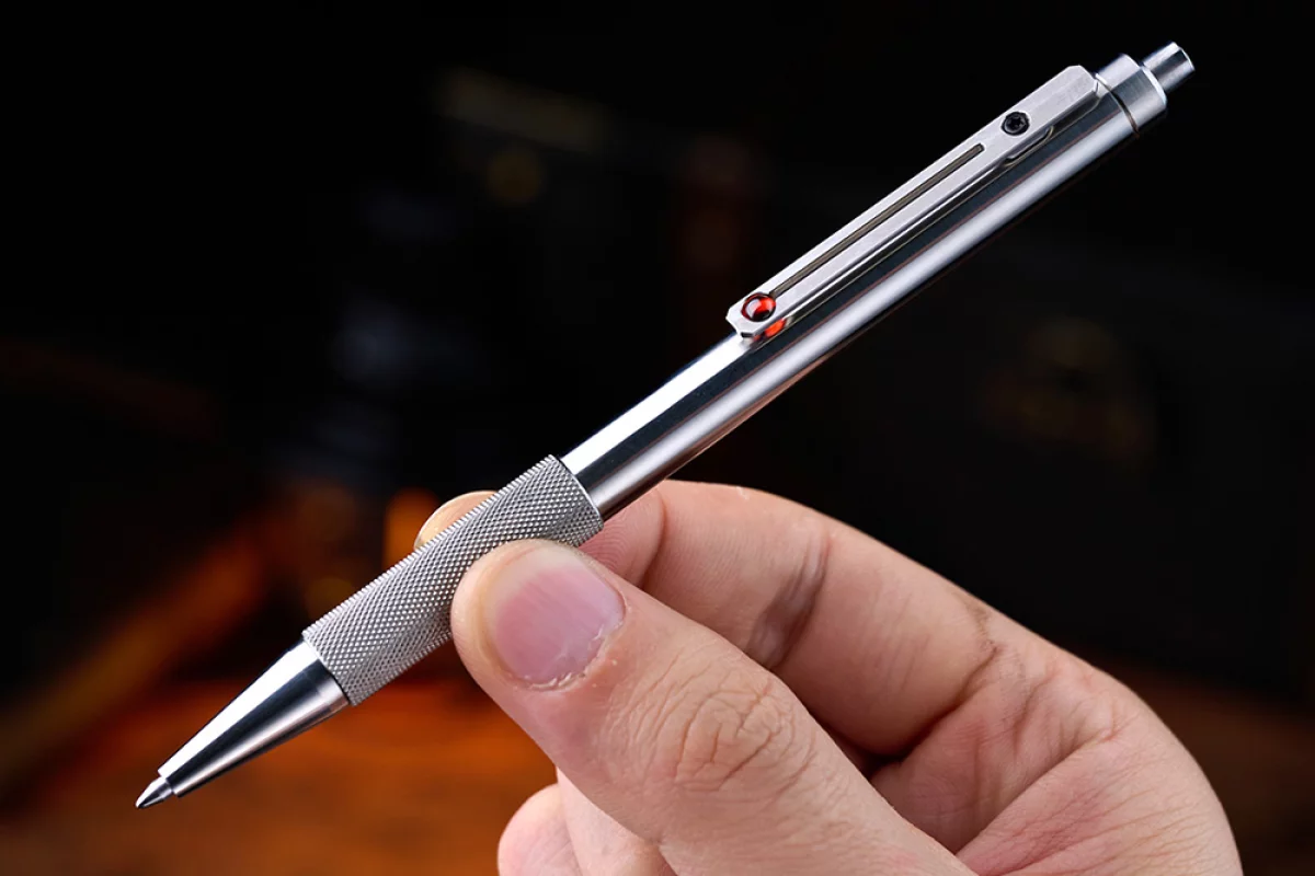 The Titaner Dragon Pearl pen is presently on Kickstarter